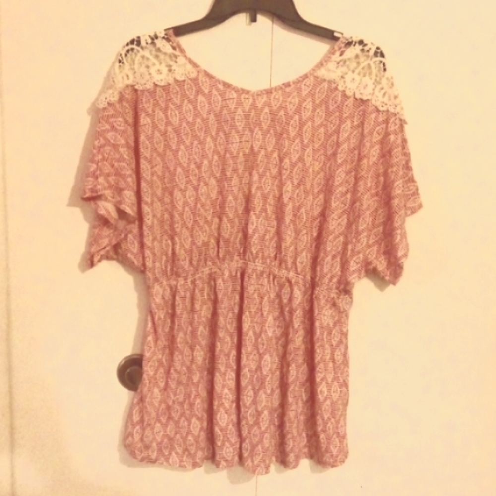 (2 for $15) Cinch Waist Top. - Picture 2 of 3